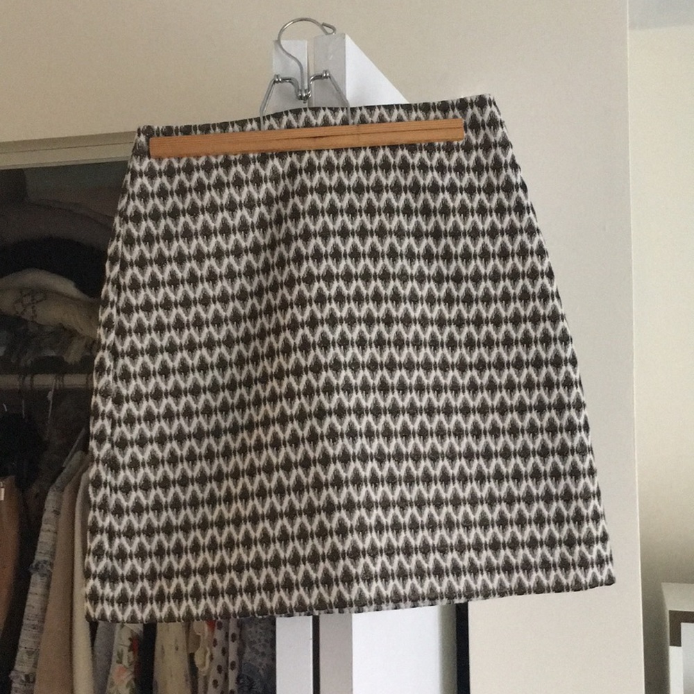 Loft skirt